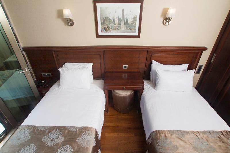 Al Majed Boutique Hotel Istanbul Exterior photo